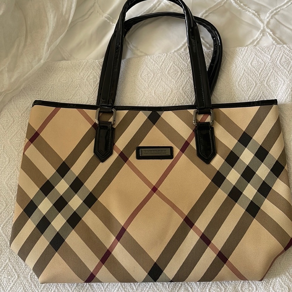 Shoulder bag
